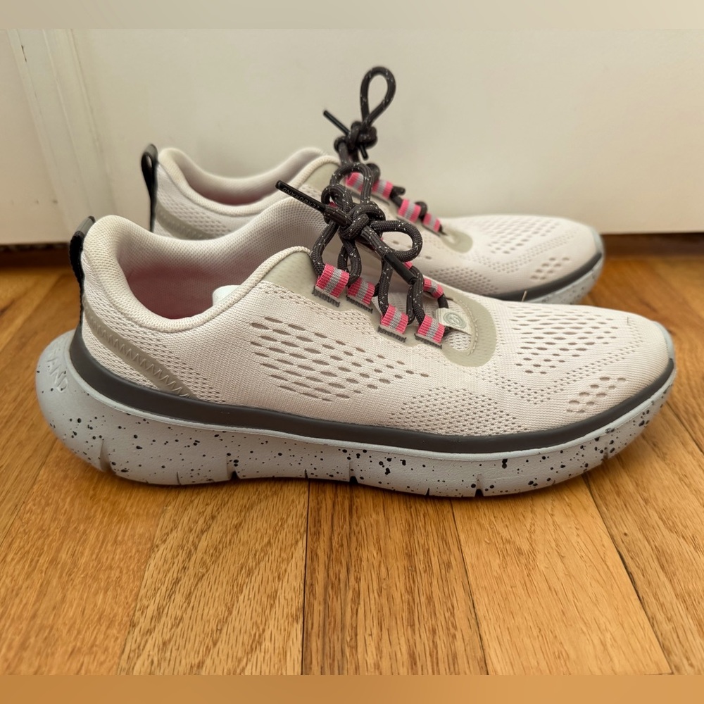 Cole Haan Zero Grand Sneakers Women’s Size 7- EXCELLENT- Ivory/Pink/Grey
